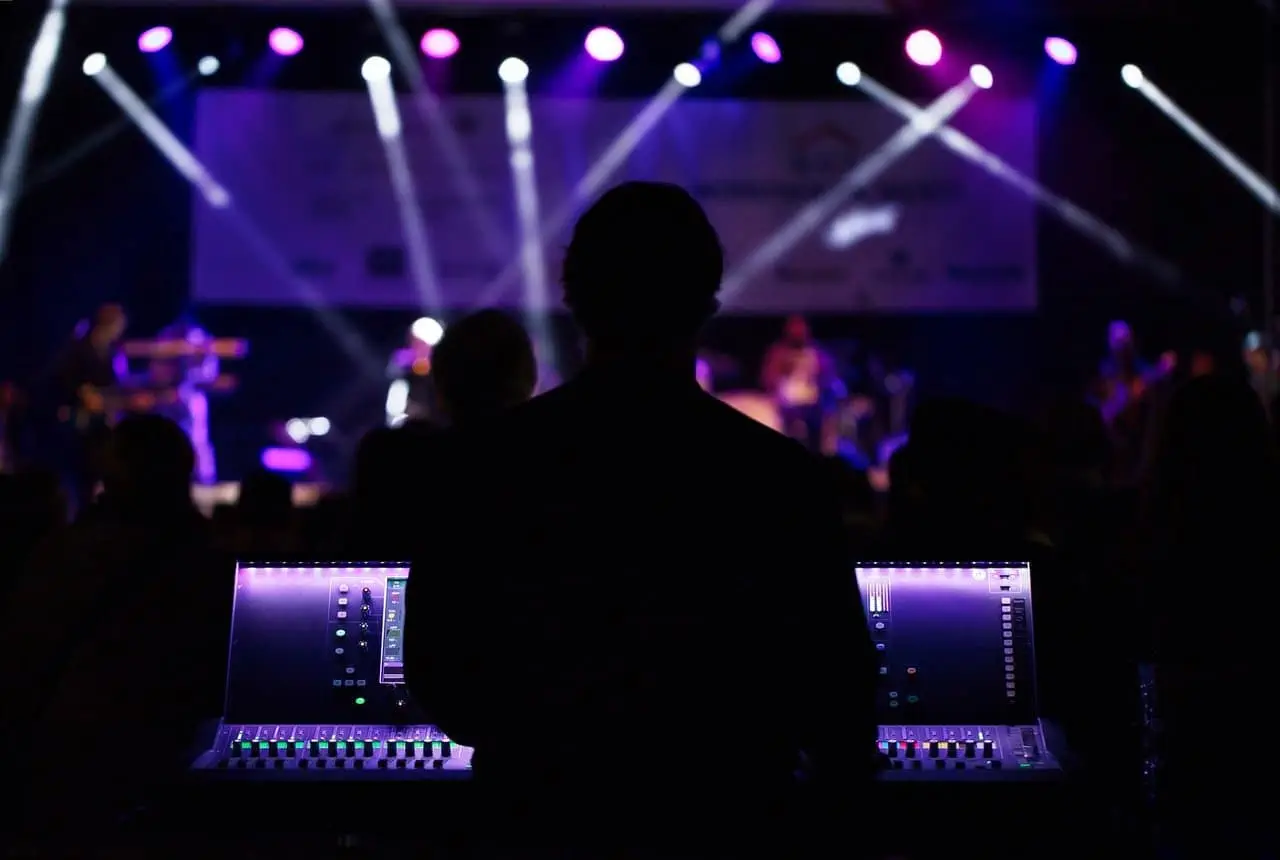 Impacto de la música en los medios digitales